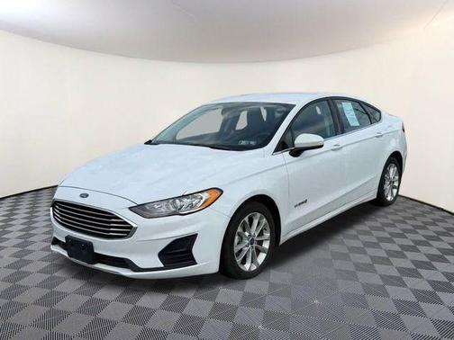 2019 Ford Fusion Hybrid SE