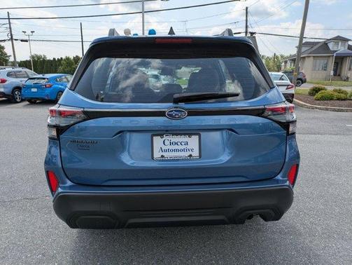 2025 Subaru Forester Base