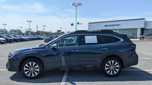 2025 Subaru Outback Touring XT