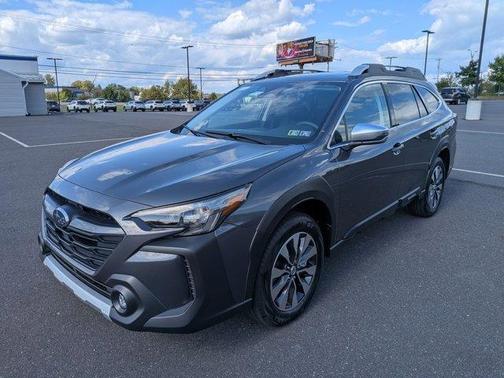 2025 Subaru Outback Touring XT