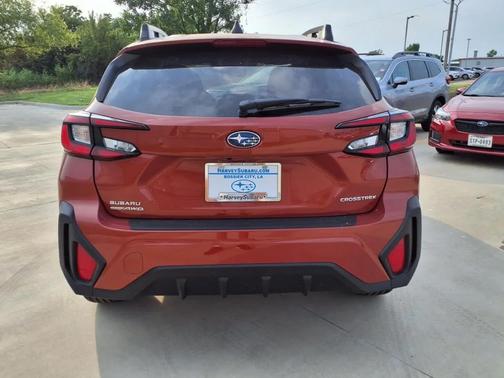 Sun Blaze Pearl 2025 Subaru Crosstrek Premium