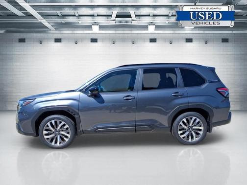 Magnetite Gray Metallic 2026 Subaru Forester Touring