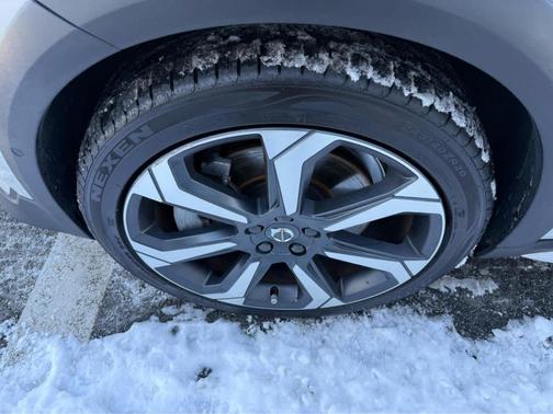 2022 Volvo V60 Cross Country T5