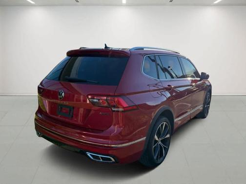 2024 Volkswagen Tiguan 2.0T SEL R-Line