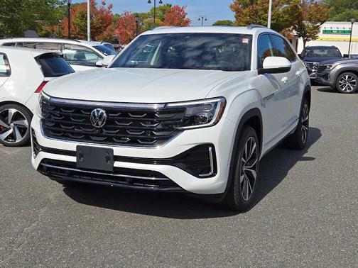 2026 Volkswagen Atlas Cross Sport 2.0T SEL Premium R-Line