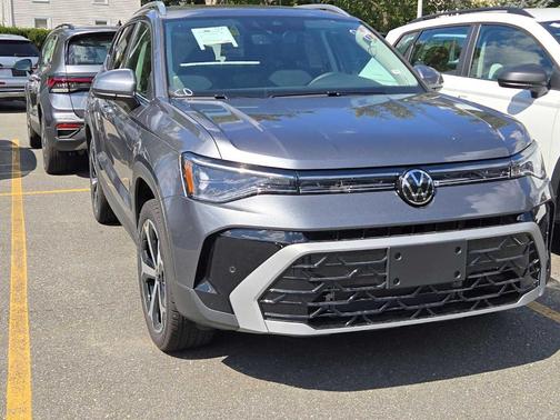 2025 Volkswagen Taos 1.5T SEL