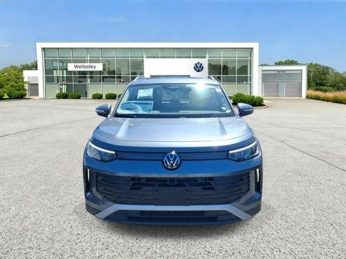 Platinum Gray Metallic 2026 Volkswagen Tiguan 2.0T SE