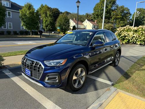 2023 Audi Q5 40 Premium