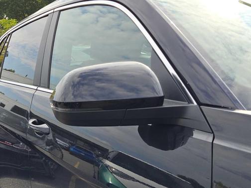 2025 Volkswagen Atlas Cross Sport 2.0T SEL