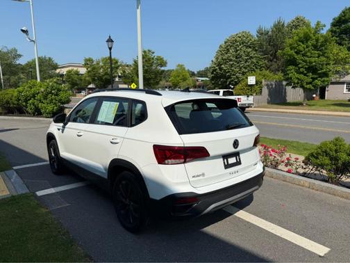 2022 Volkswagen Taos 1.5T S