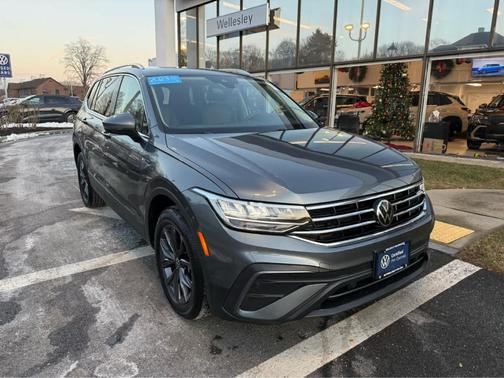 2023 Volkswagen Tiguan 2.0T SE