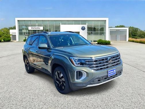 Avocado Green Pearl 2026 Volkswagen Atlas 2.0T SE W/TECHNOLOGY