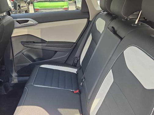 2025 Volkswagen Taos 1.5T SEL