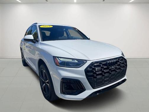 2025 Audi Q5 45 S line quattro Premium