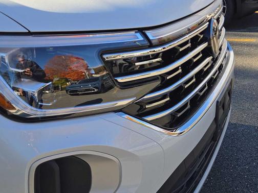 2026 Volkswagen Atlas 2.0T SEL