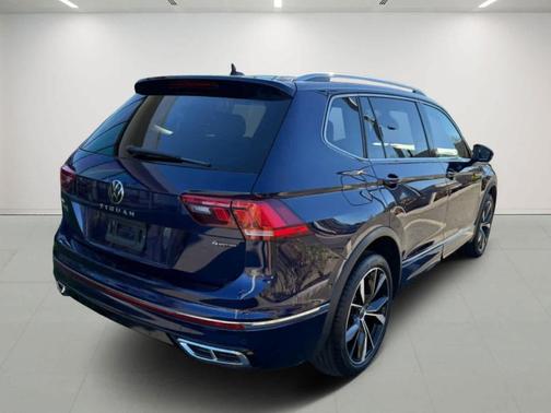 2024 Volkswagen Tiguan 2.0T SEL R-Line