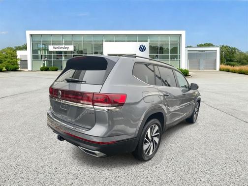 2025 Volkswagen Atlas 2.0T SE