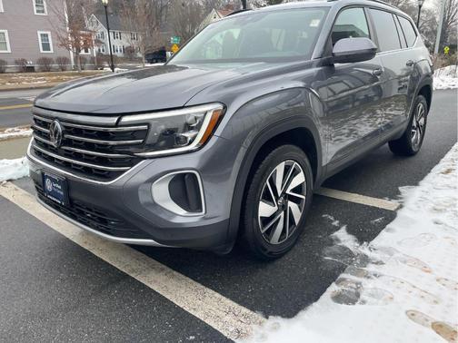 2025 Volkswagen Atlas 2.0T SE