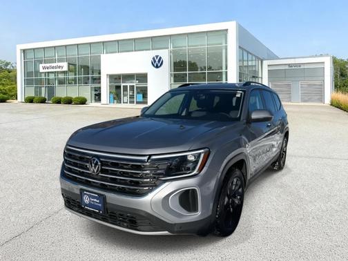 2025 Volkswagen Atlas 2.0T SE