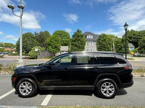 2022 Jeep Grand Cherokee L Limited