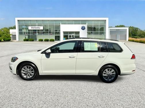 Pure White 2019 Volkswagen Golf SportWagen 1.4T S