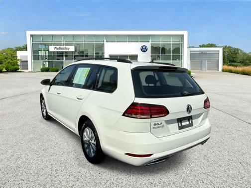 Pure White 2019 Volkswagen Golf SportWagen 1.4T S