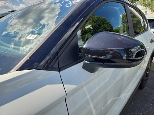 2025 Volkswagen Taos 1.5T SE Black