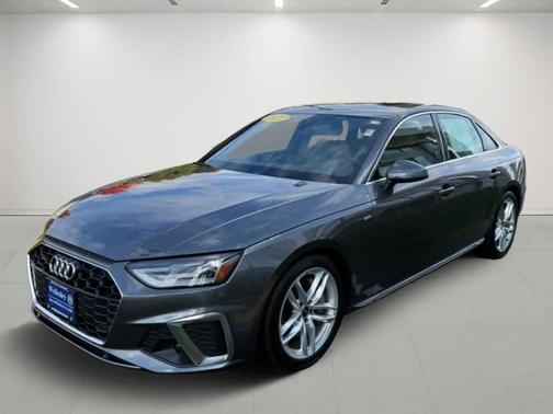 2022 Audi A4 45 S line quattro Premium