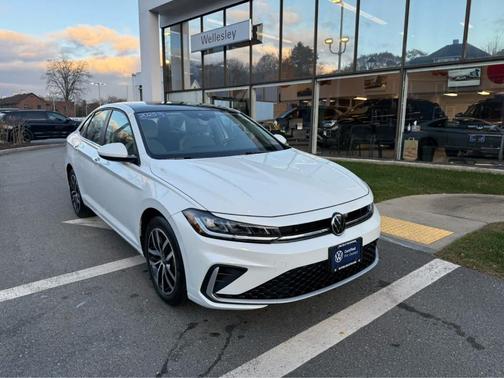 2025 Volkswagen Jetta 1.5T SE