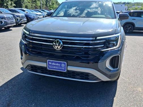 Pure Gray 2026 Volkswagen Atlas 2.0T Peak Edition