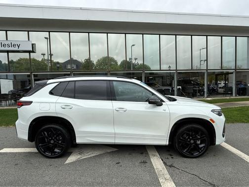 Opal White Pearl Effect 2025 Volkswagen Tiguan 2.0T SE R-Line Black