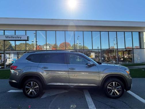2022 Volkswagen Atlas 2.0T SE