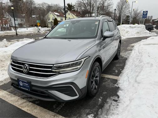 2023 Volkswagen Tiguan 2.0T SE