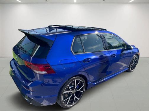 2024 Volkswagen Golf R 2.0T