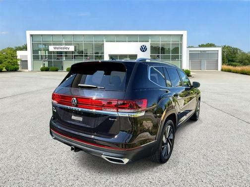 Deep Black Pearl Effect 2025 Volkswagen Atlas 2.0T SEL