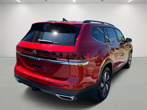 2024 Volkswagen Atlas 2.0T SE
