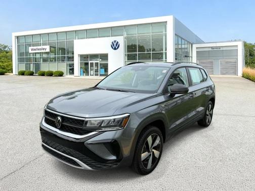 Platinum Gray Metallic 2024 Volkswagen Taos 1.5T S