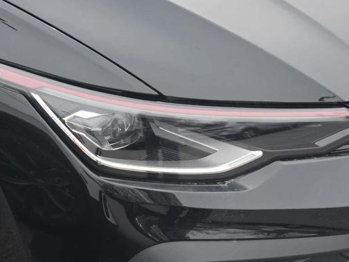 Mythos Black Metallic 2026 Volkswagen Golf GTI 2.0T SE