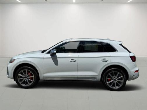 2024 Audi SQ5 3.0T Premium Plus