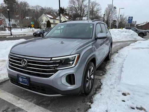 2025 Volkswagen Atlas 2.0T SE