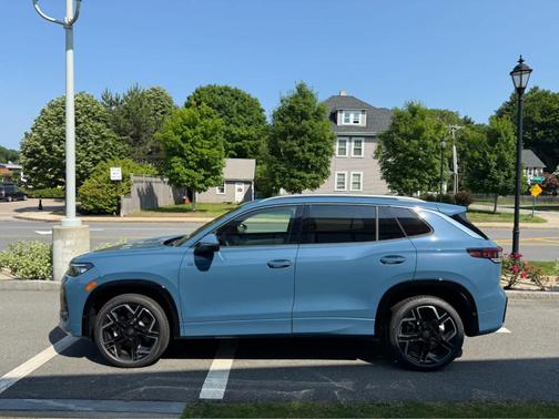2025 Volkswagen Tiguan 2.0T SEL R-Line