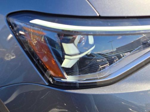 2026 Volkswagen Taos SEL