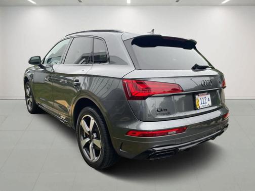 2024 Audi Q5 45 S line quattro Premium