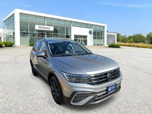 2024 Volkswagen Tiguan 2.0T SE