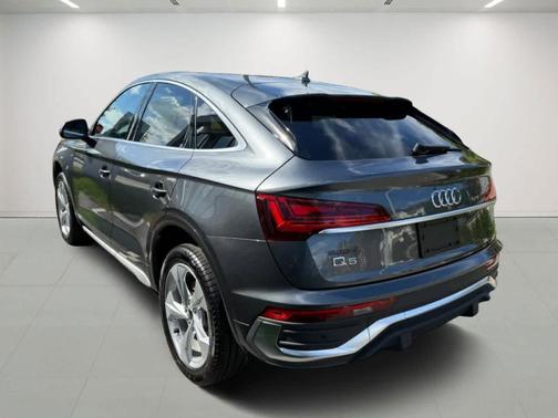 2024 Audi Q5 45 S line quattro Premium