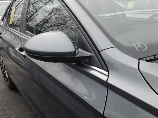 Platinum Gray Metallic 2026 Volkswagen Jetta 1.5T SE