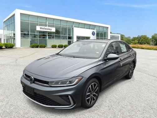 Platinum Gray Metallic 2026 Volkswagen Jetta 1.5T SE