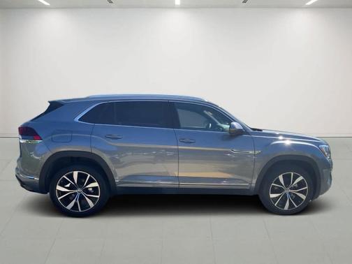 2024 Volkswagen Atlas Cross Sport 2.0T SEL Premium R-Line