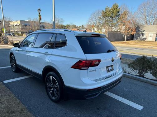 2024 Volkswagen Tiguan 2.0T Wolfsburg Edition