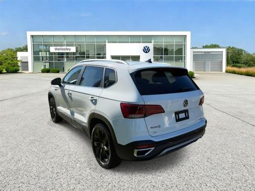 2022 Volkswagen Taos 1.5T SE